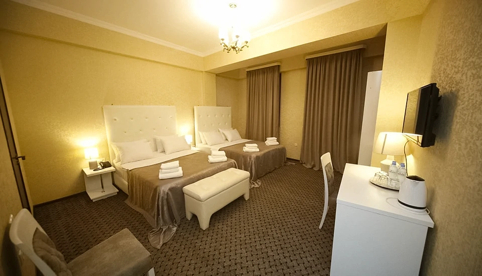 هتل پیازا تفلیس